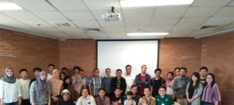 Kelompok Mahasiswa GAT Juara 1 Pada Kompetisi Game Development Competition 2018