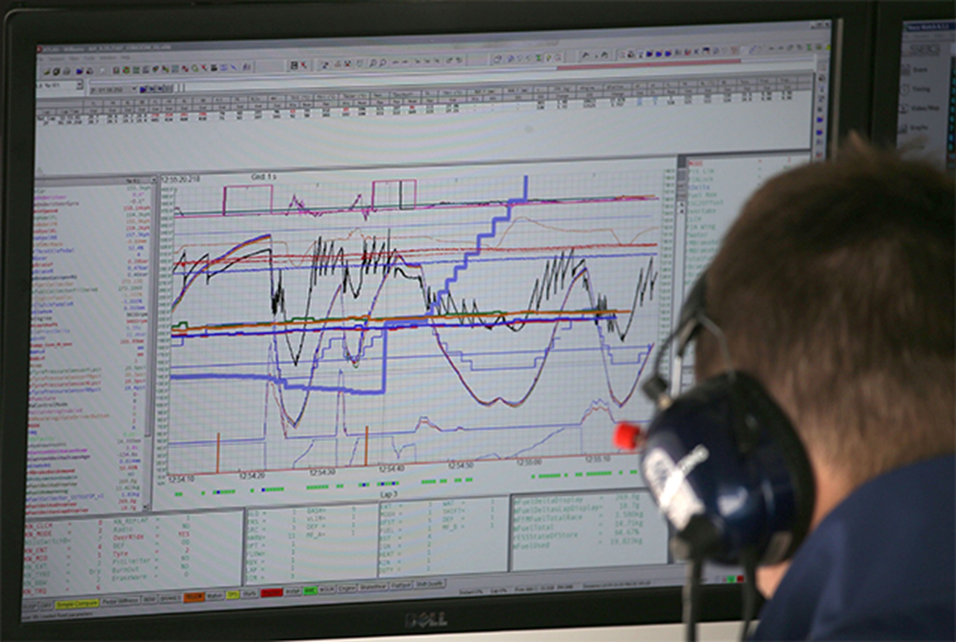 Liquid Cooling Data Center Solusi Dingin Dunia Komputasi